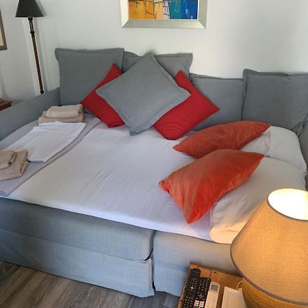 Anemomilos Jacuzzi Suite Corfu  Exterior foto
