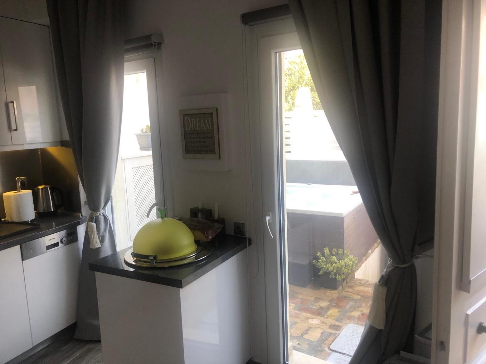 Anemomilos Jacuzzi Suite Corfu  Exterior foto