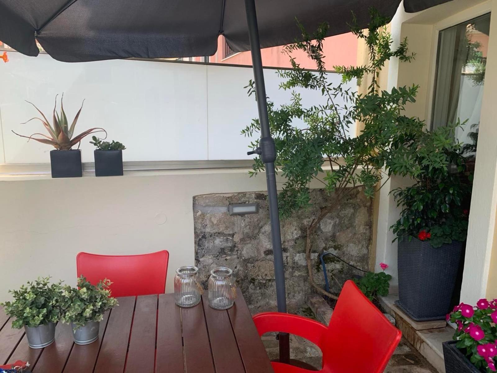 Anemomilos Jacuzzi Suite Corfu  Exterior foto