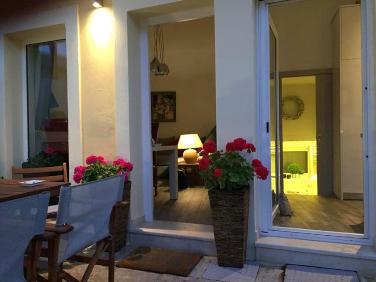 Anemomilos Jacuzzi Suite Corfu  Exterior foto