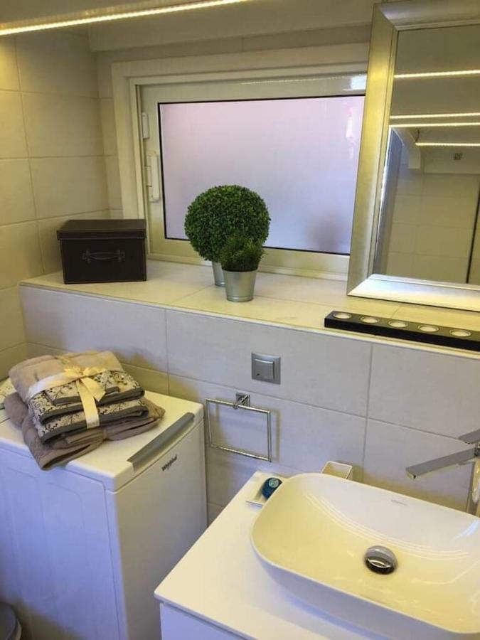 Anemomilos Jacuzzi Suite Corfu  Exterior foto